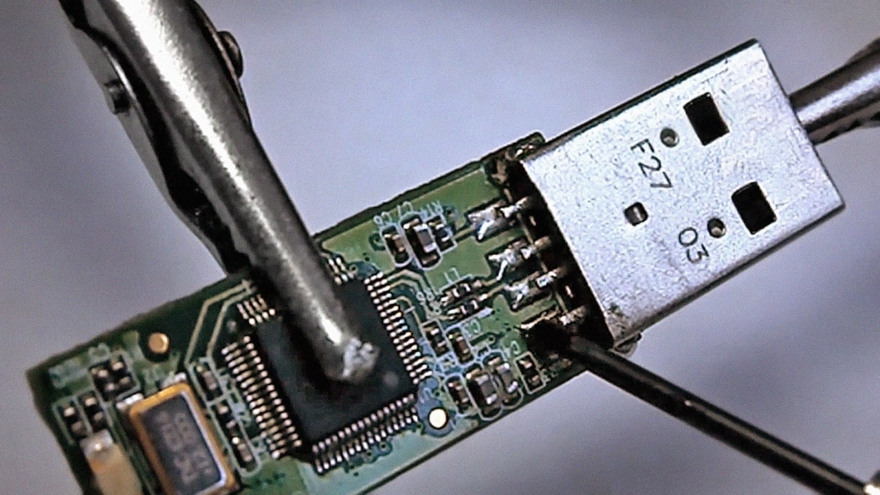 Data recovery flash disk